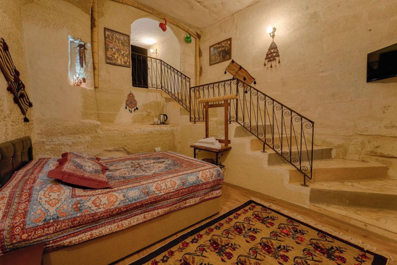 Avlu Cave House Hotel Goreme Exterior photo