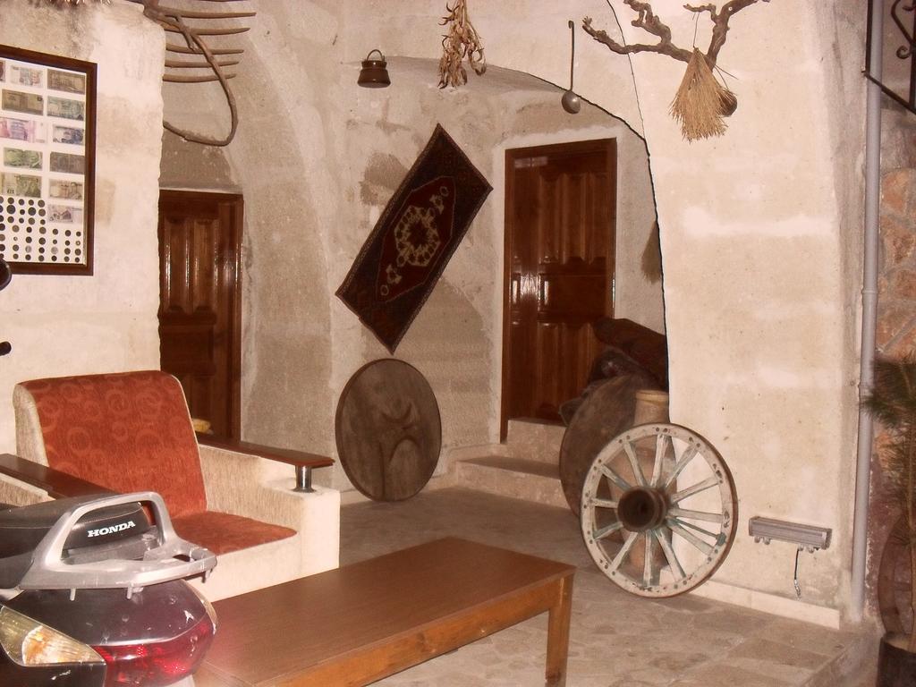 Avlu Cave House Hotel Goreme Exterior photo